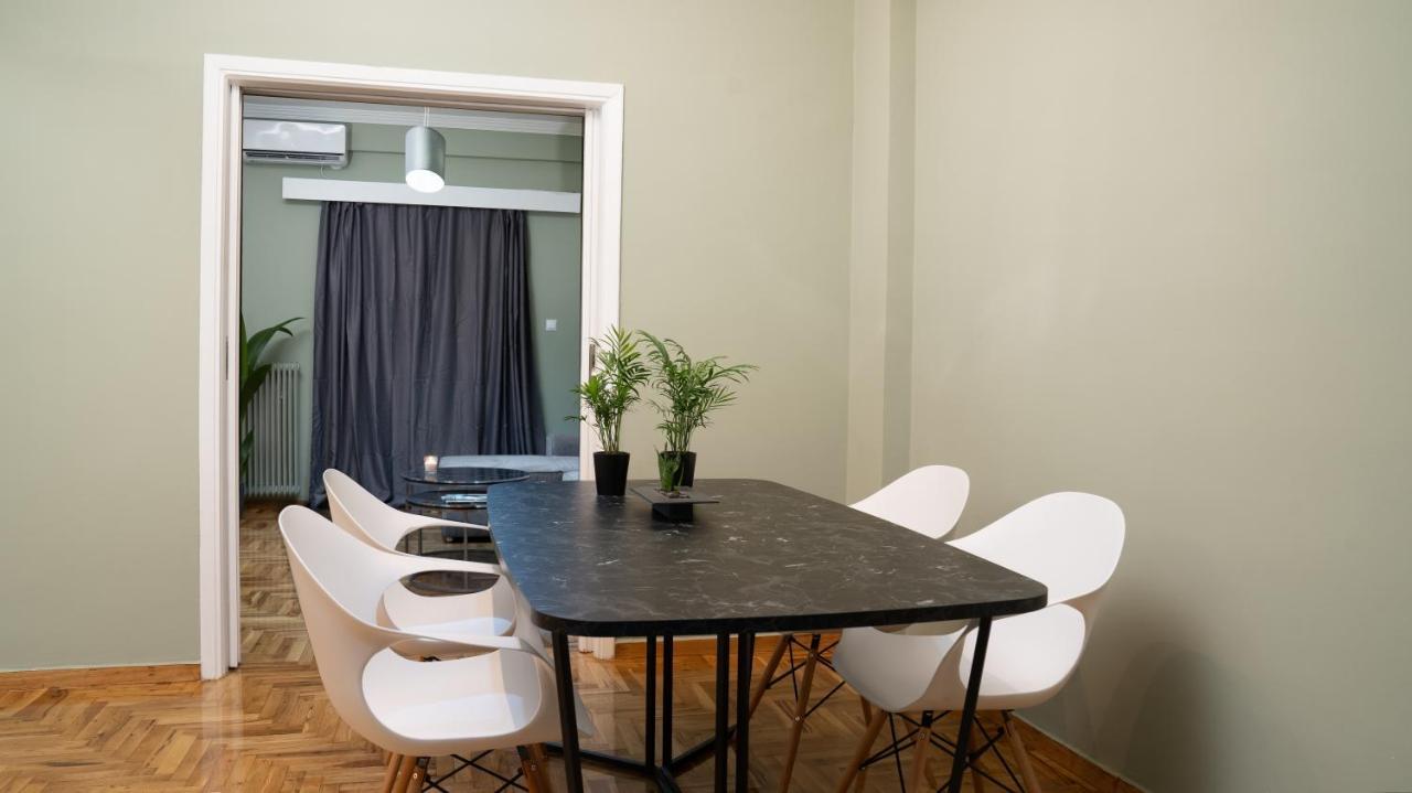 City Center Apt. On A Traffic Free Street أثينا المظهر الخارجي الصورة